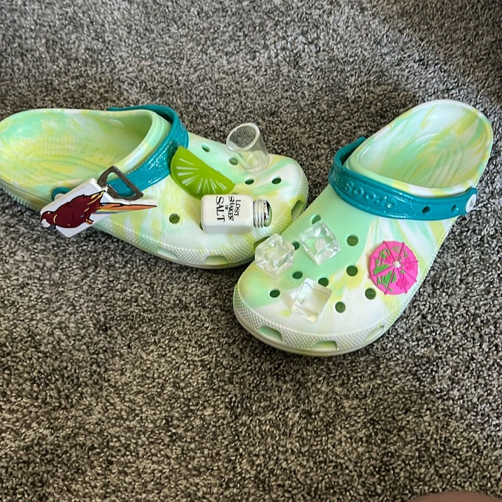 Margaritaville Crocs